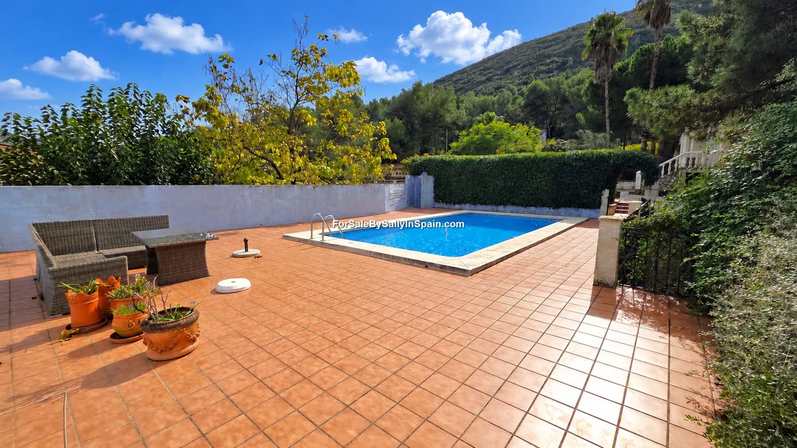 3 Zimmer Villa zu verkaufen in Barx mit Pool Garage - 269.000 € (Ref: 10183253)