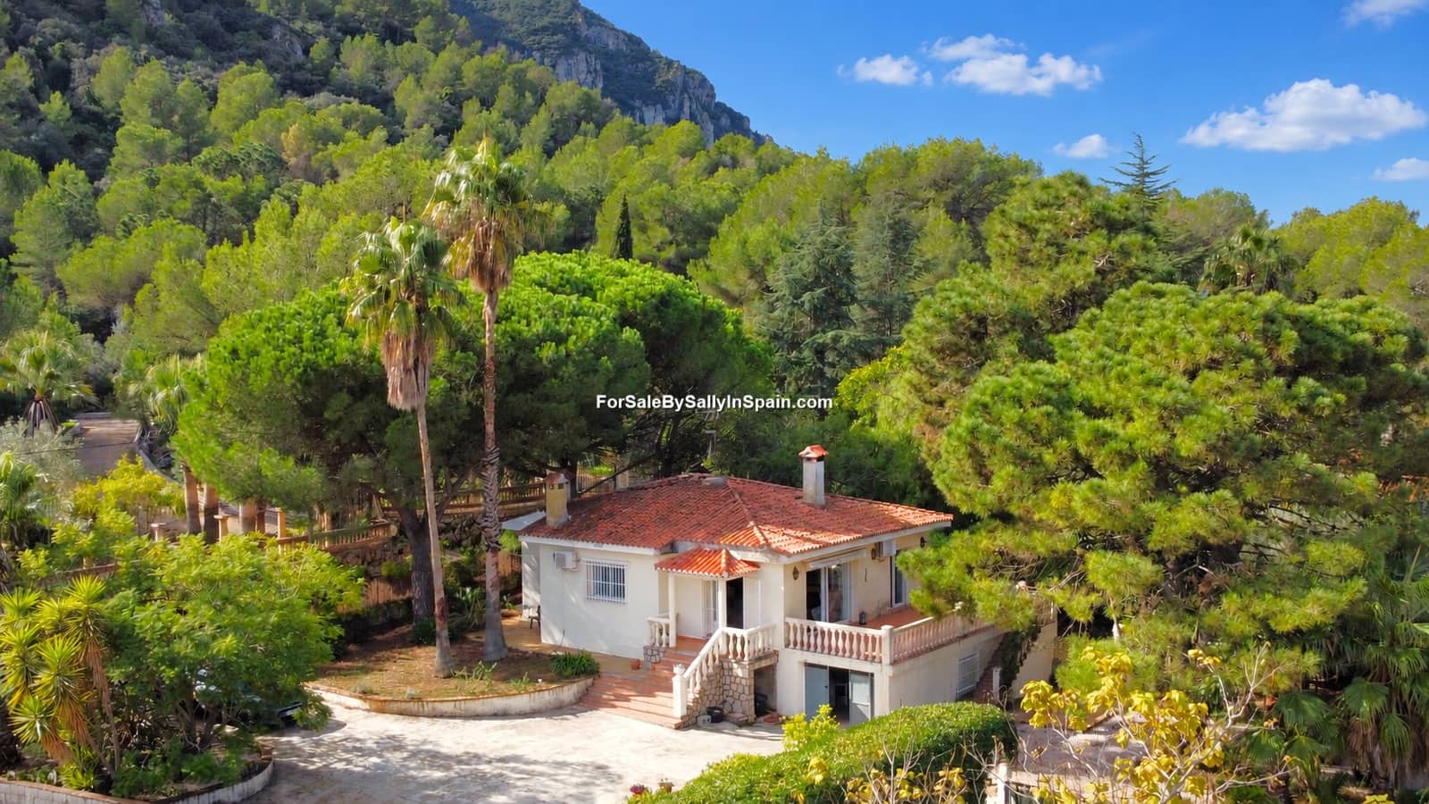 3 Zimmer Villa zu verkaufen in Barx mit Pool Garage - 269.000 € (Ref: 10183253)