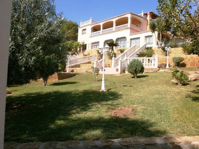 7 soveværelse Villa til salg i Gandia med swimmingpool - € 1.199.000 (Ref: 5649655)