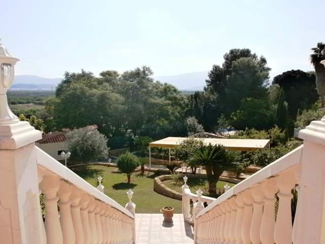 7 soveværelse Villa til salg i Gandia med swimmingpool - € 1.199.000 (Ref: 5649655)