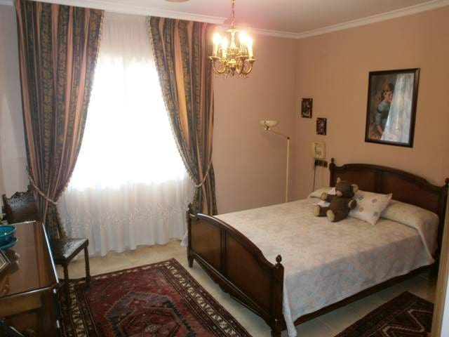 7 soveværelse Villa til salg i Gandia med swimmingpool - € 1.199.000 (Ref: 5649655)