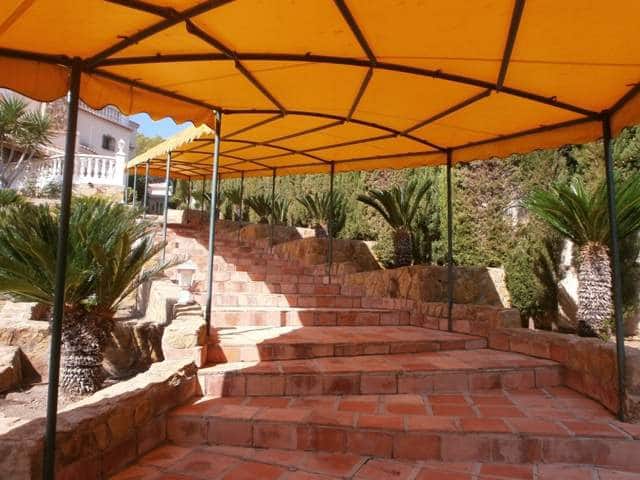 7 soveværelse Villa til salg i Gandia med swimmingpool - € 1.199.000 (Ref: 5649655)