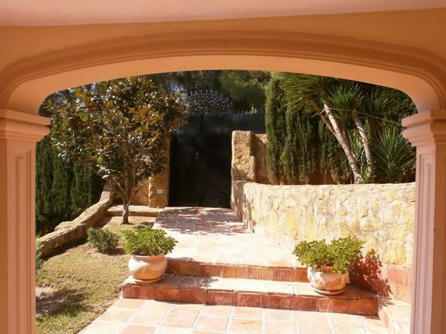 7 soveværelse Villa til salg i Gandia med swimmingpool - € 1.199.000 (Ref: 5649655)