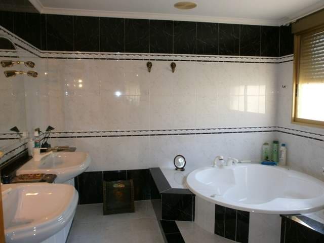 7 soveværelse Villa til salg i Gandia med swimmingpool - € 1.199.000 (Ref: 5649655)