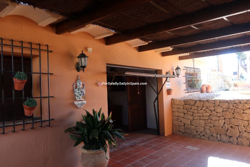 5 sypialnia Willa na sprzedaż w Moraira - 1 200 000 € (Ref: 5657325)