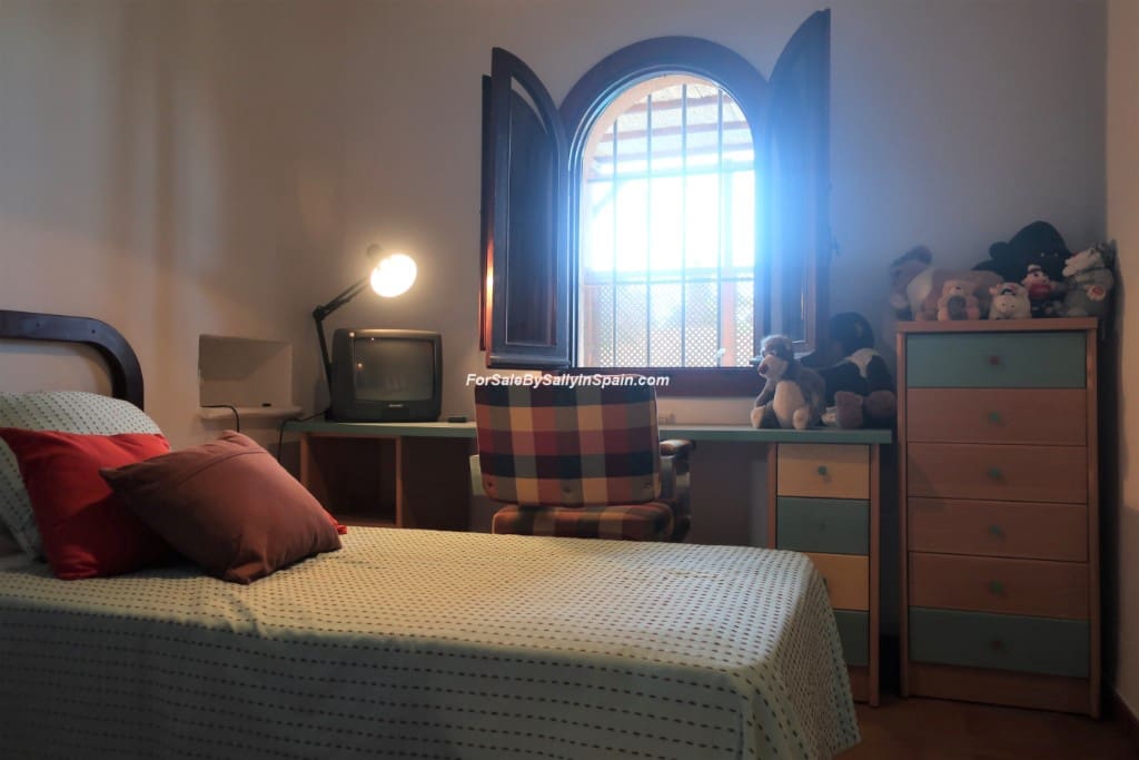 5 sypialnia Willa na sprzedaż w Moraira - 1 200 000 € (Ref: 5657325)