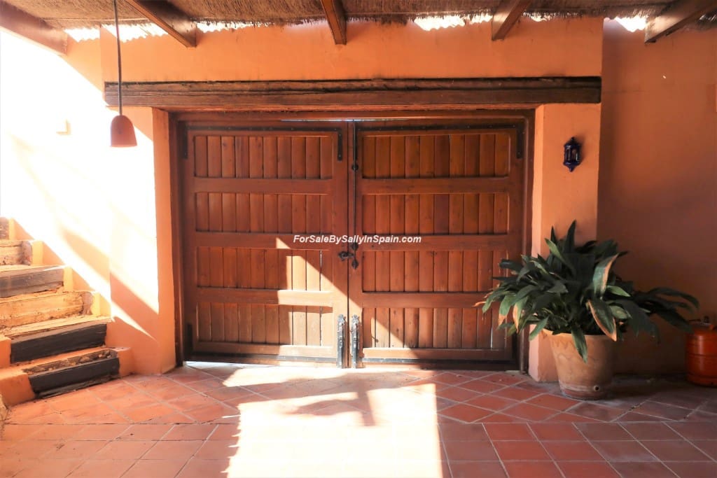 5 sypialnia Willa na sprzedaż w Moraira - 1 200 000 € (Ref: 5657325)