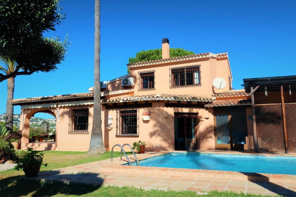 5 sypialnia Willa na sprzedaż w Moraira - 1 200 000 € (Ref: 5657325)