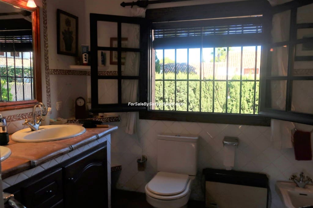 5 sypialnia Willa na sprzedaż w Moraira - 1 200 000 € (Ref: 5657325)