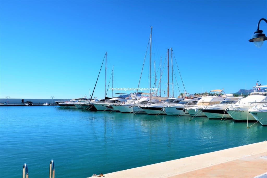 5 sypialnia Willa na sprzedaż w Moraira - 1 200 000 € (Ref: 5657325)