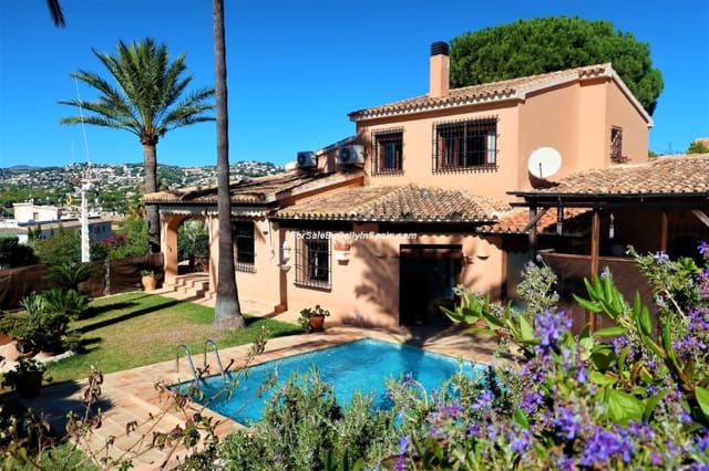 5 sypialnia Willa na sprzedaż w Moraira, Teulada-Moraira - 1 200 000 € (Ref: 5657325)