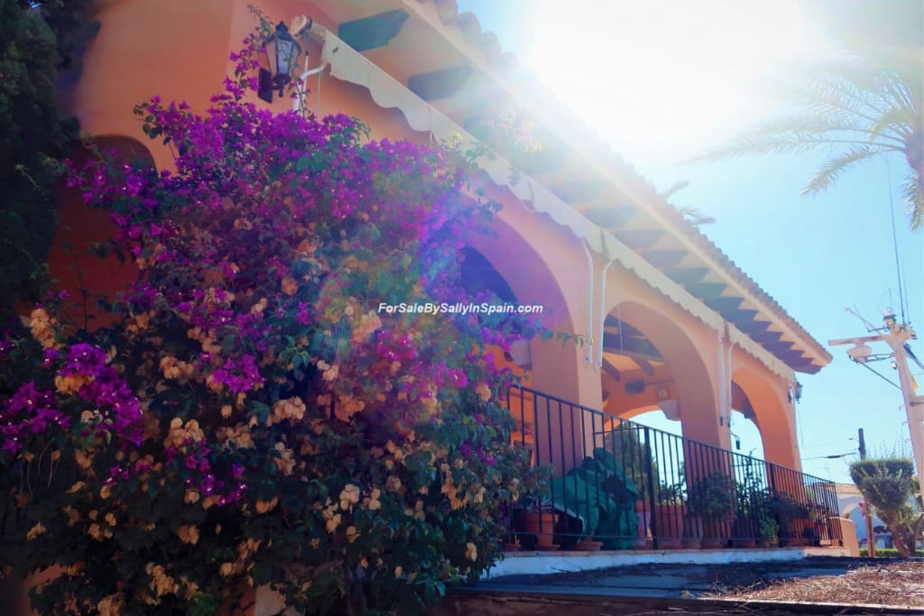 5 sypialnia Willa na sprzedaż w Moraira - 1 200 000 € (Ref: 5657325)