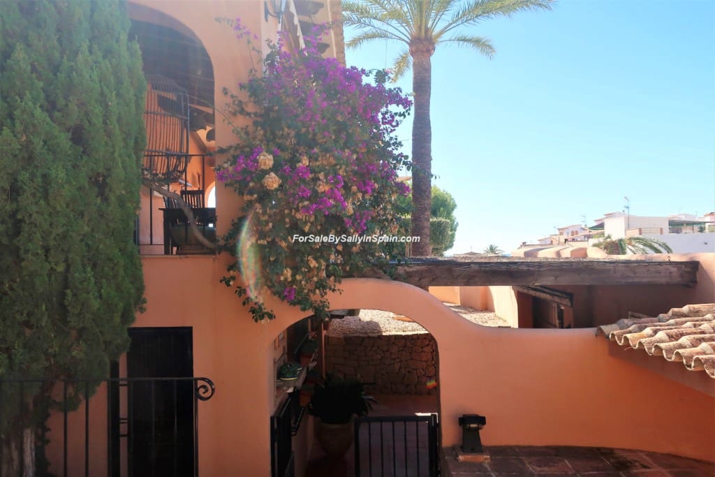 5 sypialnia Willa na sprzedaż w Moraira - 1 200 000 € (Ref: 5657325)