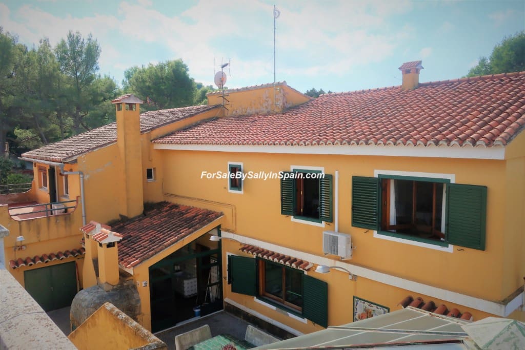 5 bedroom Villa for sale in Alzira with pool garage - € 649,000 (Ref: 5659271)