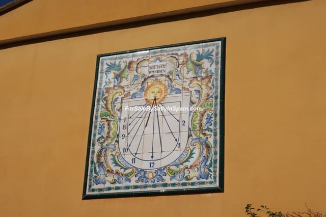 5 slaapkamer Villa te koop in Alzira met zwembad garage - € 649.000 (Ref: 5659271)