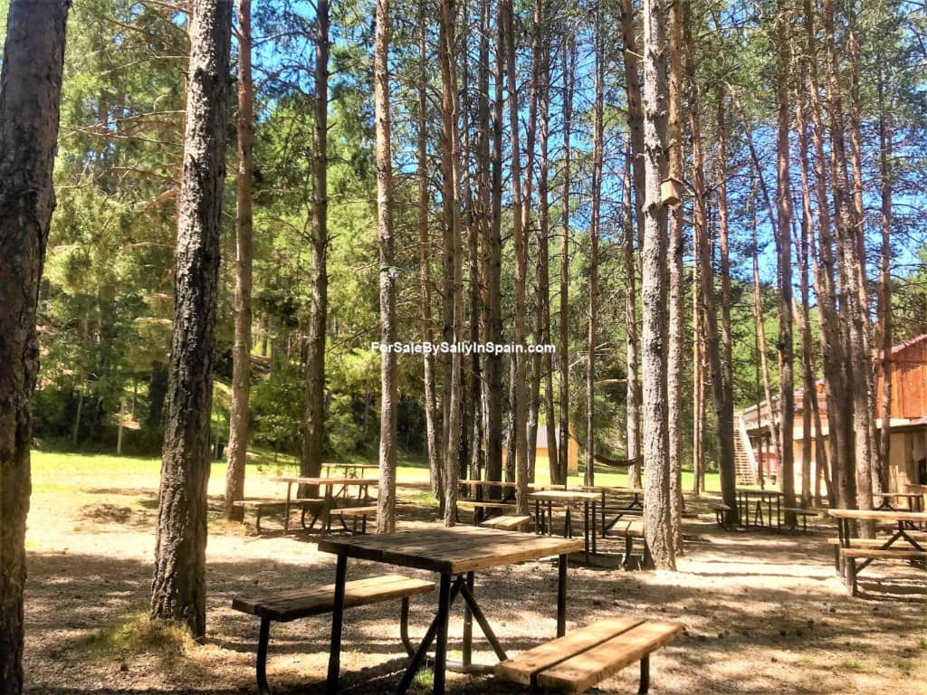 22 soveværelse Villa til salg i Orea - € 550.000 (Ref: 5884001)