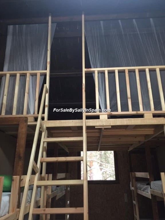 22 soveværelse Villa til salg i Orea - € 550.000 (Ref: 5884001)