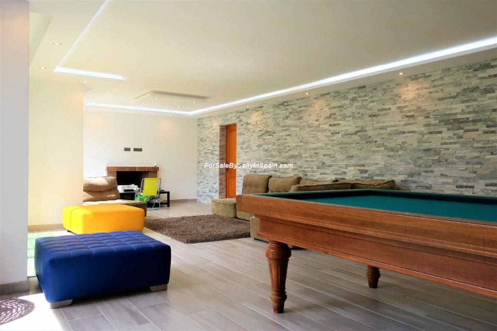 3 soverom Villa til salgs i Gandia med svømmebasseng garasje - € 390 000 (Ref: 6033514)