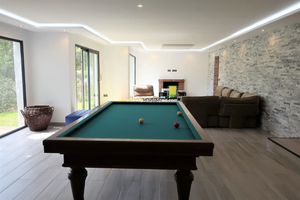 3 soverom Villa til salgs i Gandia med svømmebasseng garasje - € 390 000 (Ref: 6033514)