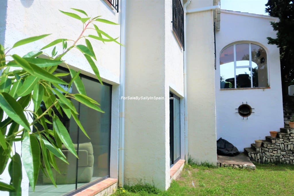 3 soverom Villa til salgs i Gandia med svømmebasseng garasje - € 390 000 (Ref: 6033514)