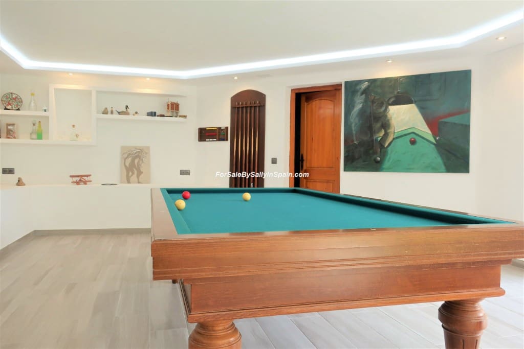 3 soverom Villa til salgs i Gandia med svømmebasseng garasje - € 390 000 (Ref: 6033514)