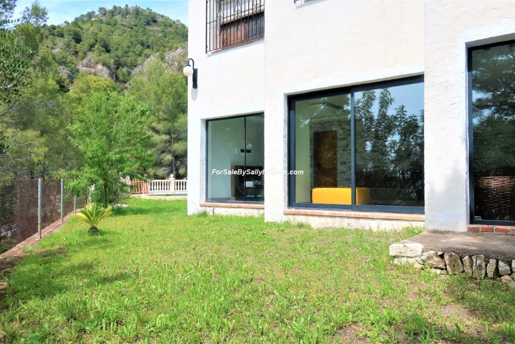 3 soverom Villa til salgs i Gandia med svømmebasseng garasje - € 390 000 (Ref: 6033514)