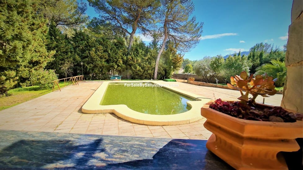 4 bedroom Villa for sale in Villalonga with pool € 249,000 (Ref 6696995)