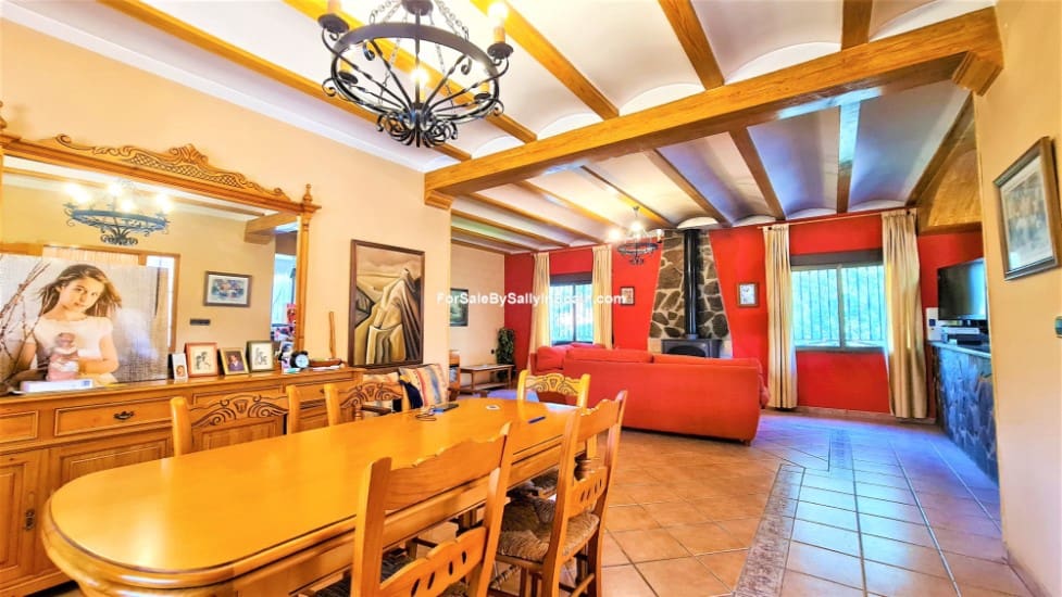 4 bedroom Villa for sale in Villalonga with pool € 249,000 (Ref 6696995)