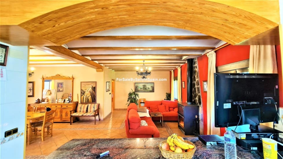 4 bedroom Villa for sale in Villalonga with pool € 249,000 (Ref 6696995)