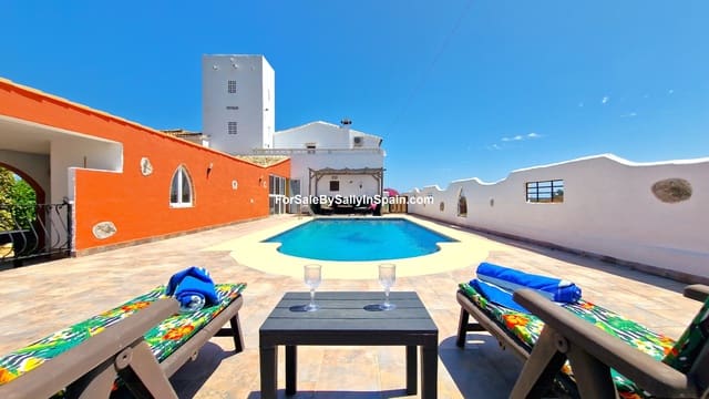 5 sovrum Villa till salu i Oliva med pool garage - 549 000 € (Ref: 7720615)