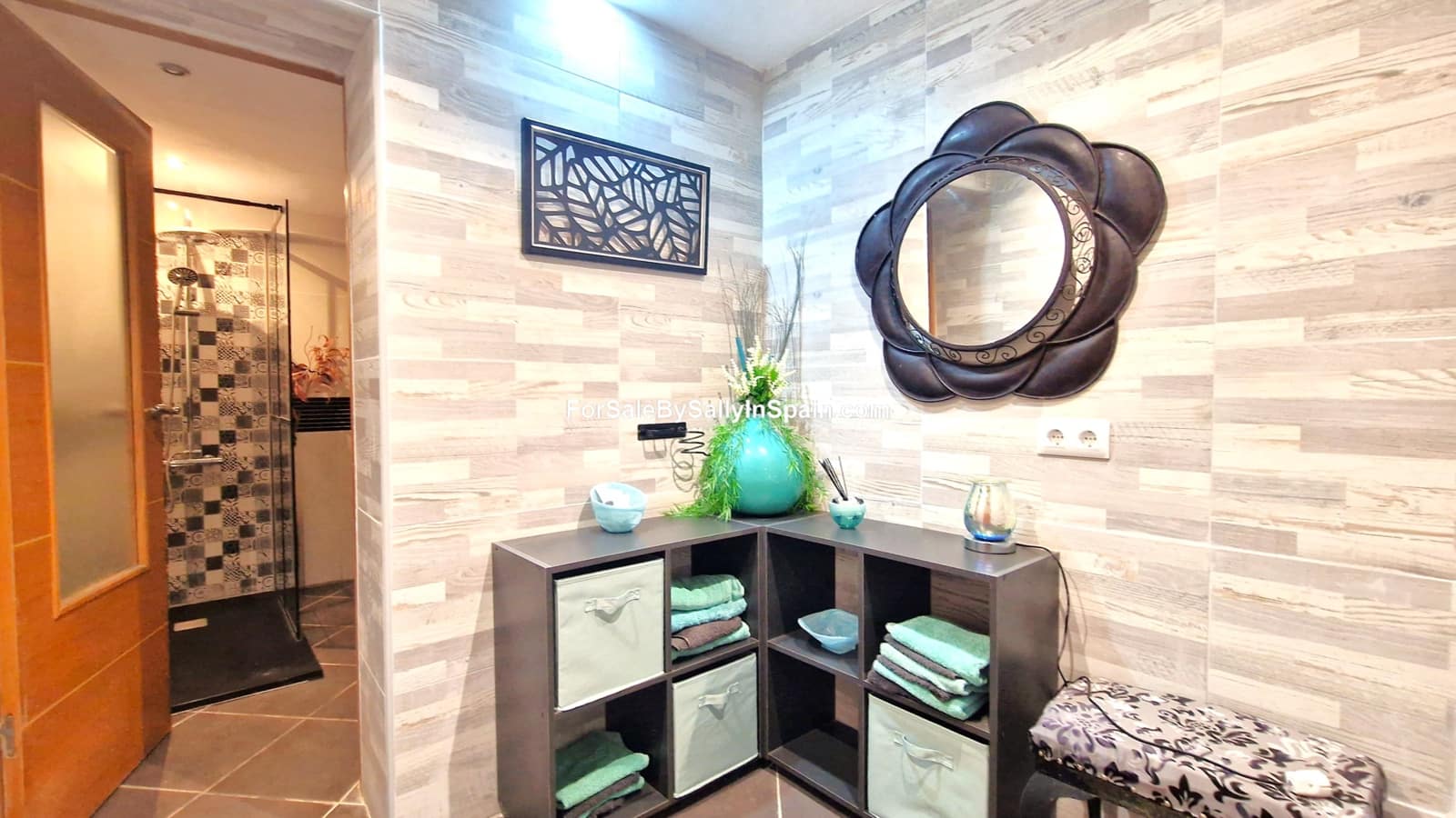 5 soveværelse Villa til salg i Oliva med swimmingpool garage - € 549.000 (Ref: 7720615)