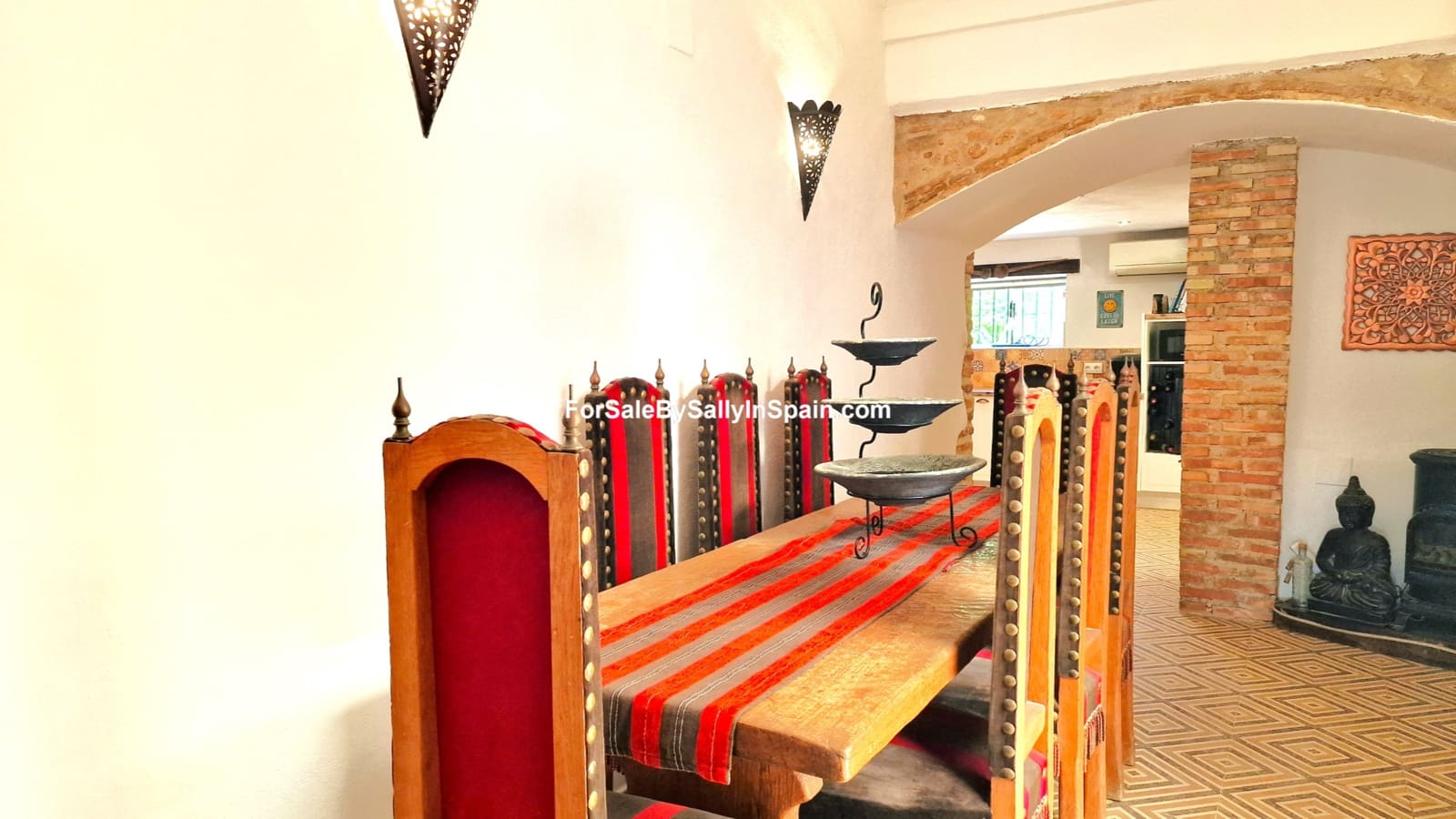 5 soveværelse Villa til salg i Oliva med swimmingpool garage - € 549.000 (Ref: 7720615)