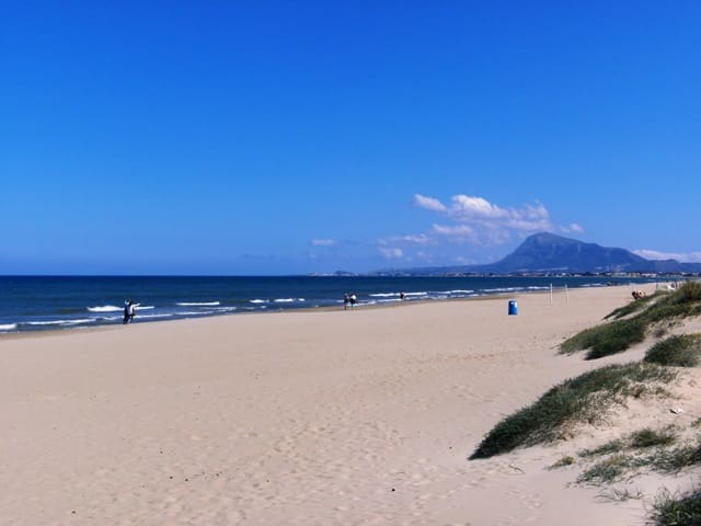 5 soveværelse Villa til salg i Oliva med swimmingpool garage - € 549.000 (Ref: 7720615)