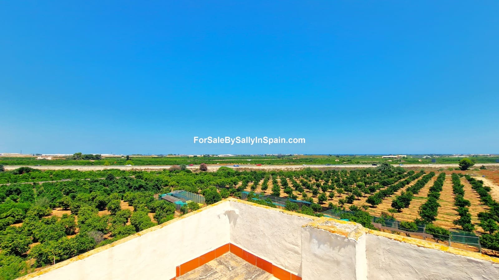 5 soveværelse Villa til salg i Oliva med swimmingpool garage - € 549.000 (Ref: 7720615)