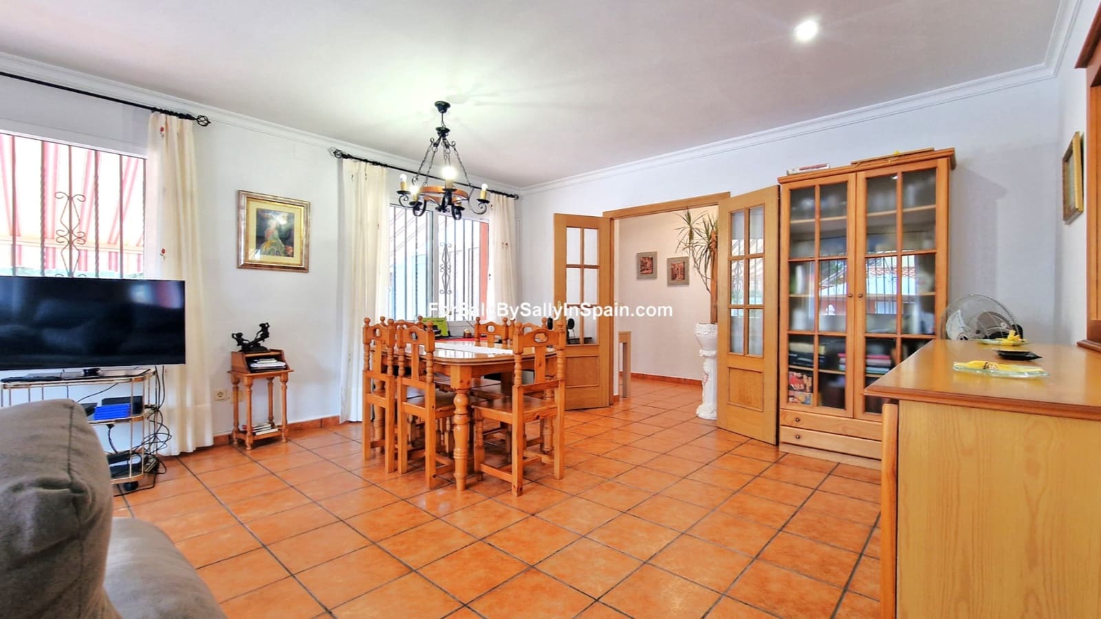 3 soveværelse Villa til salg i Villalonga med swimmingpool garage - € 269.000 (Ref: 7772024)