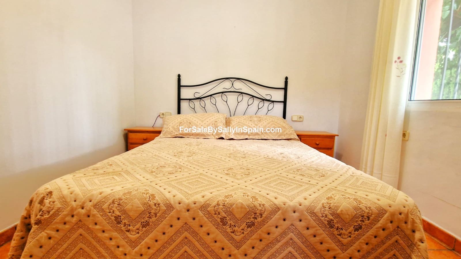 3 soveværelse Villa til salg i Villalonga med swimmingpool garage - € 269.000 (Ref: 7772024)