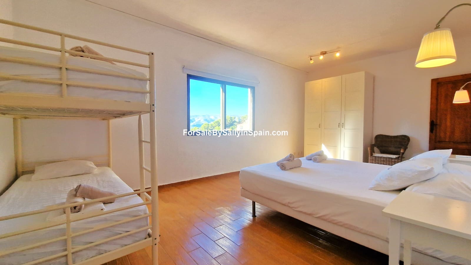 6 sovrum Villa till salu i Gandia med pool garage - 649 000 € (Ref: 7949492)