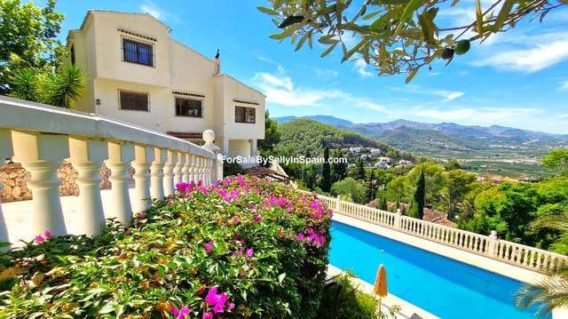 6 soverom Villa til salgs i Gandia med svømmebasseng garasje - € 649 000 (Ref: 7949492)