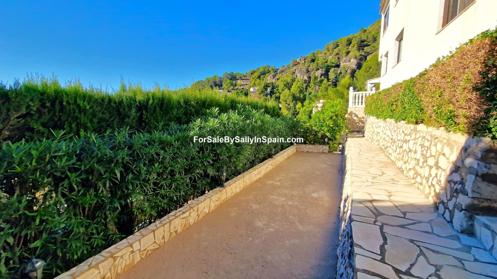 6 sovrum Villa till salu i Gandia med pool garage - 649 000 € (Ref: 7949492)