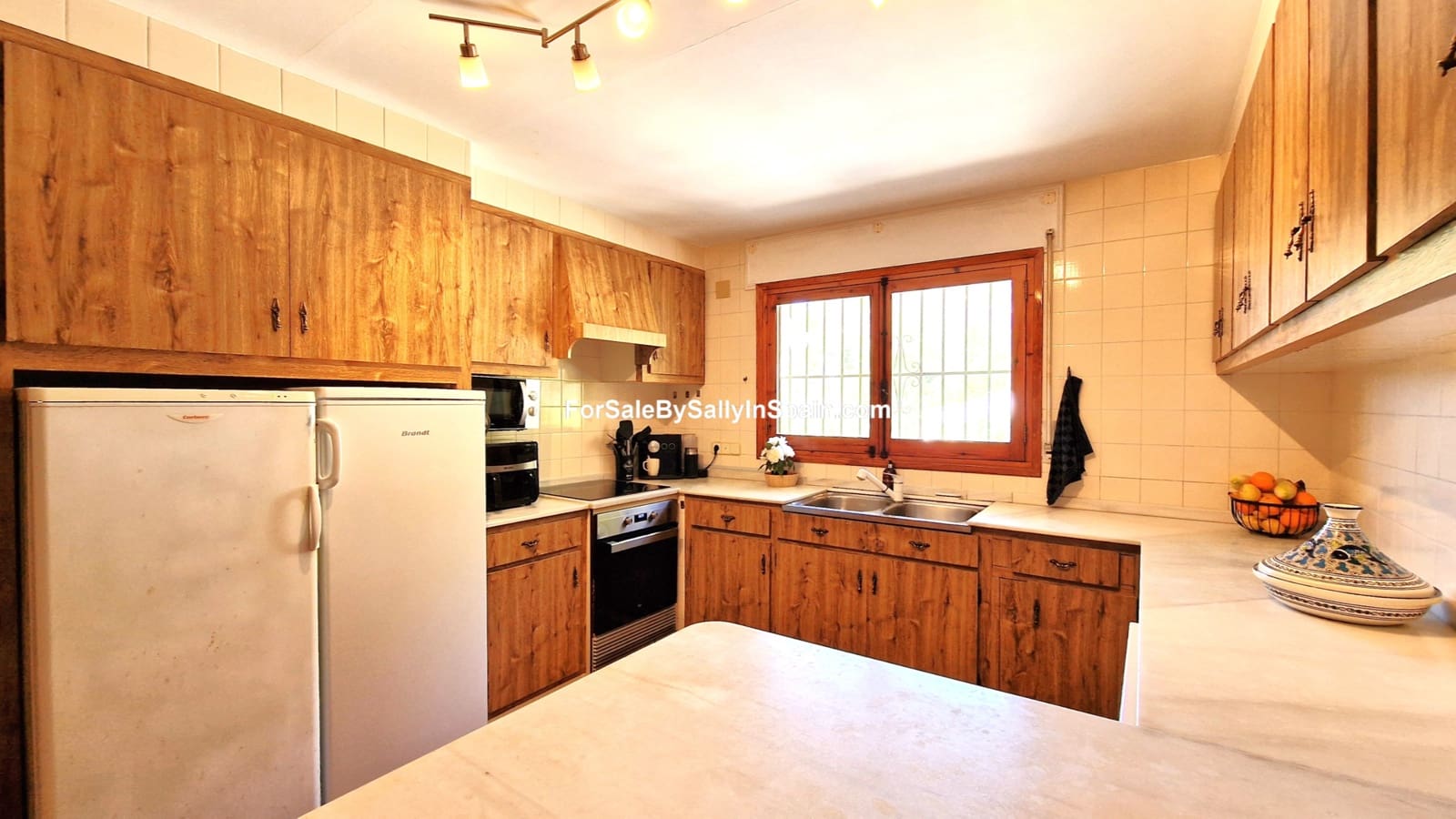 6 sovrum Villa till salu i Gandia med pool garage - 649 000 € (Ref: 7949492)