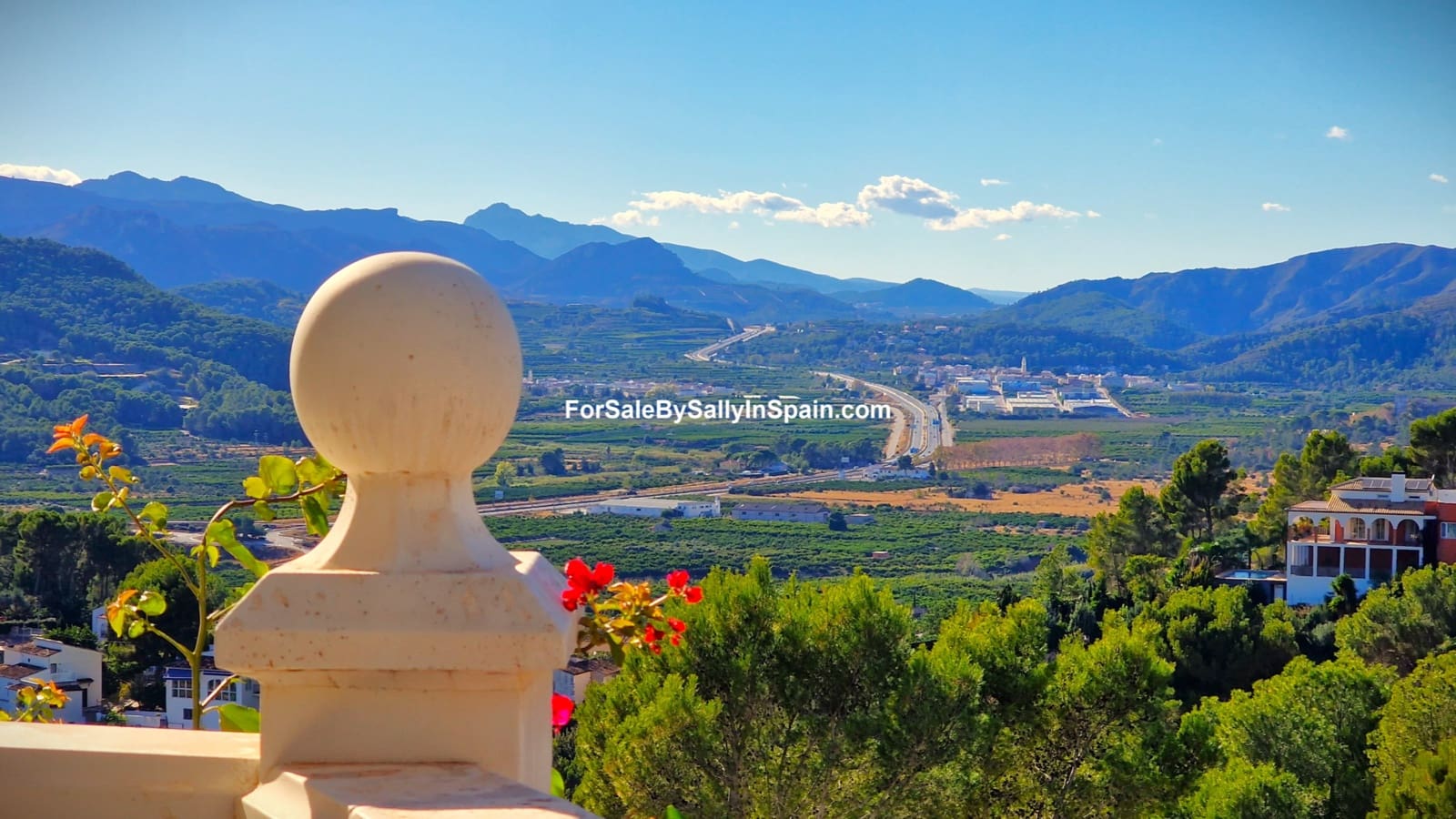 6 sovrum Villa till salu i Gandia med pool garage - 649 000 € (Ref: 7949492)