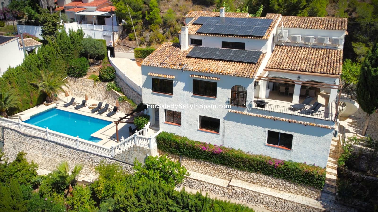 6 sovrum Villa till salu i Gandia med pool garage - 649 000 € (Ref: 7949492)