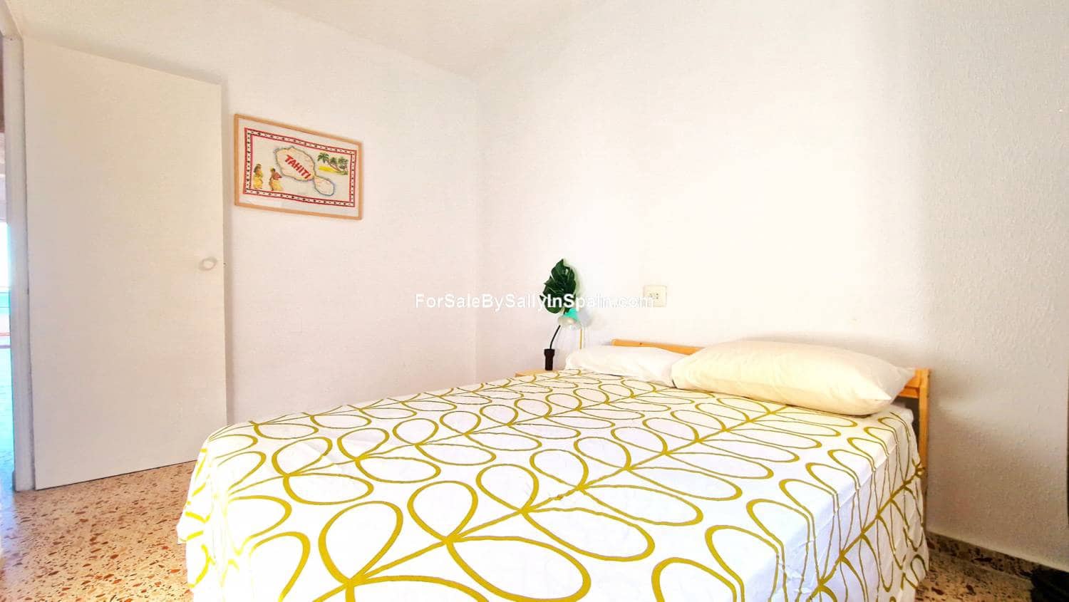 3 bedroom Penthouse for sale in Daimús with pool € 135,000 (Ref 7991337)