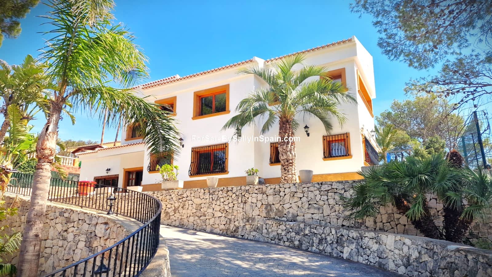 3 soverom Villa til salgs i Gandia med svømmebasseng - € 790 000 (Ref: 8209867)