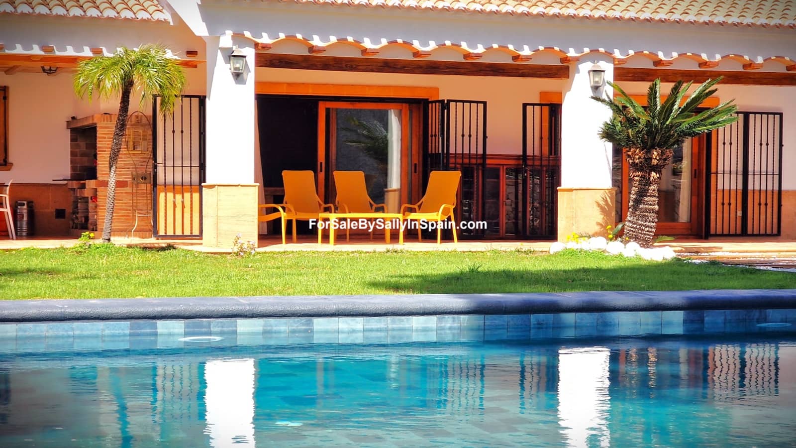 3 soverom Villa til salgs i Gandia med svømmebasseng - € 790 000 (Ref: 8209867)