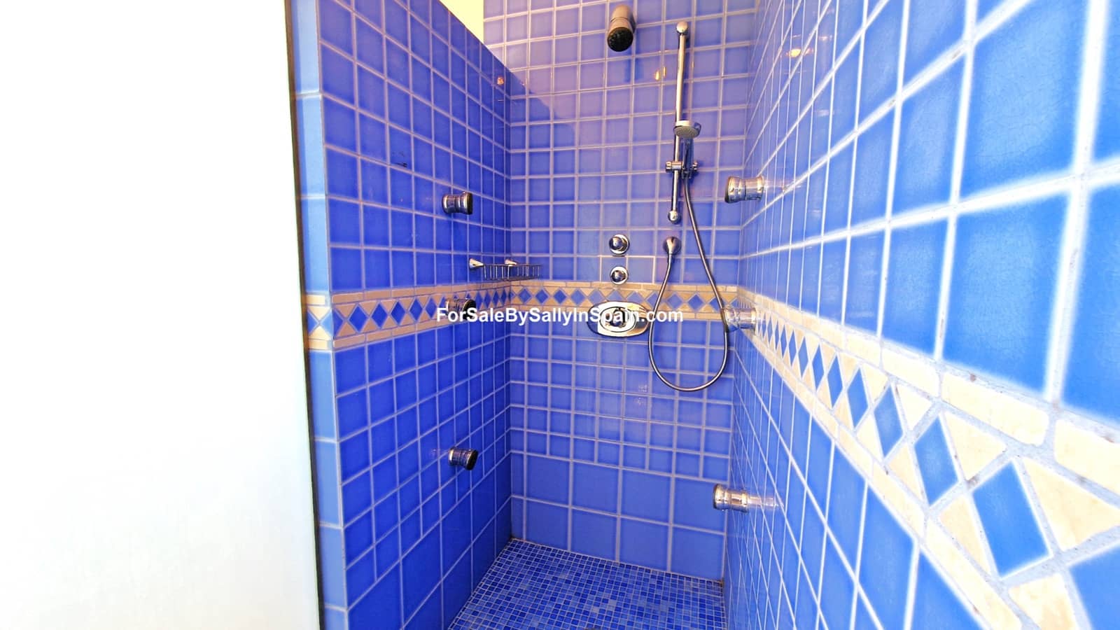 3 soverom Villa til salgs i Gandia med svømmebasseng - € 790 000 (Ref: 8209867)