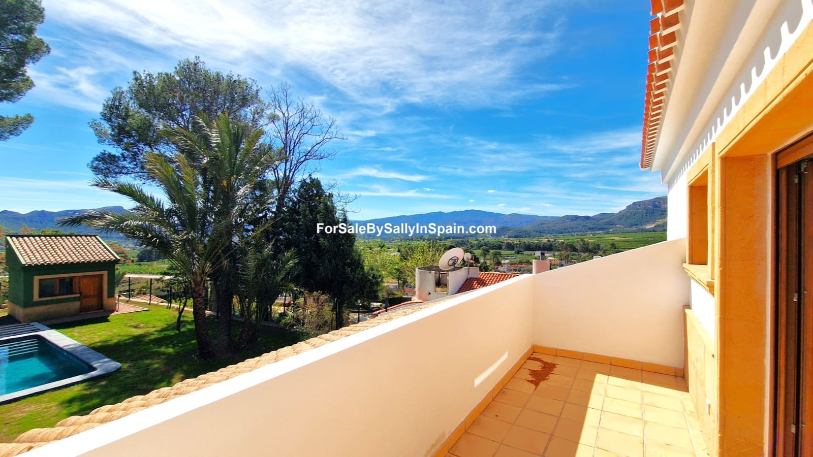 3 soverom Villa til salgs i Gandia med svømmebasseng - € 790 000 (Ref: 8209867)