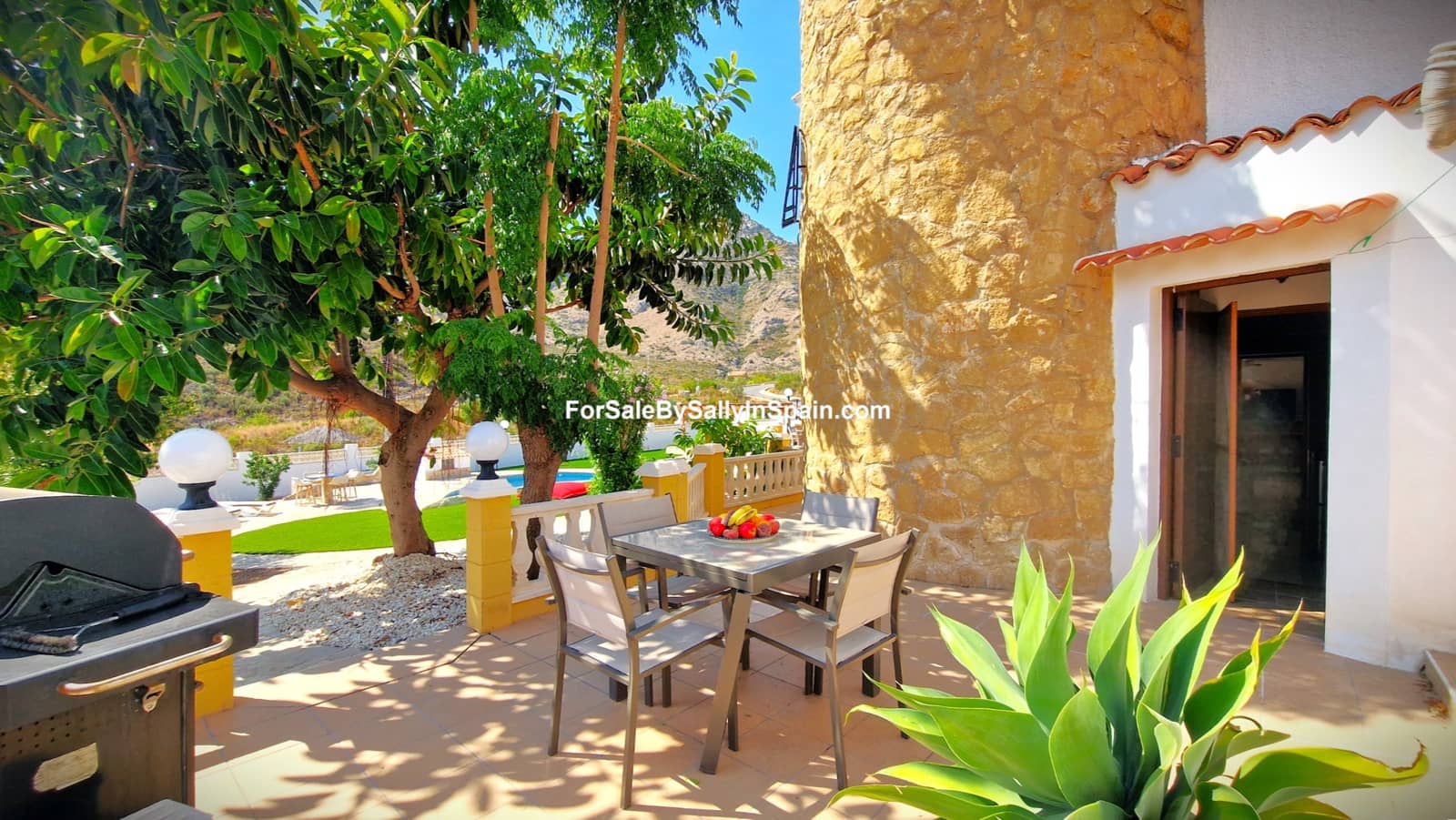 6 soveværelse Villa til salg i Marchuquera med swimmingpool garage - € 649.000 (Ref: 8452957)