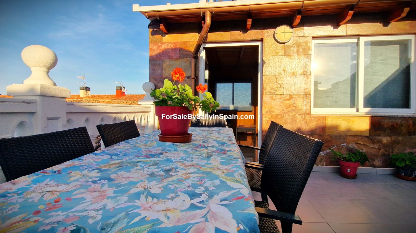 5 soveværelse Byhus til salg i Rafelcofer - € 250.000 (Ref: 8674647)