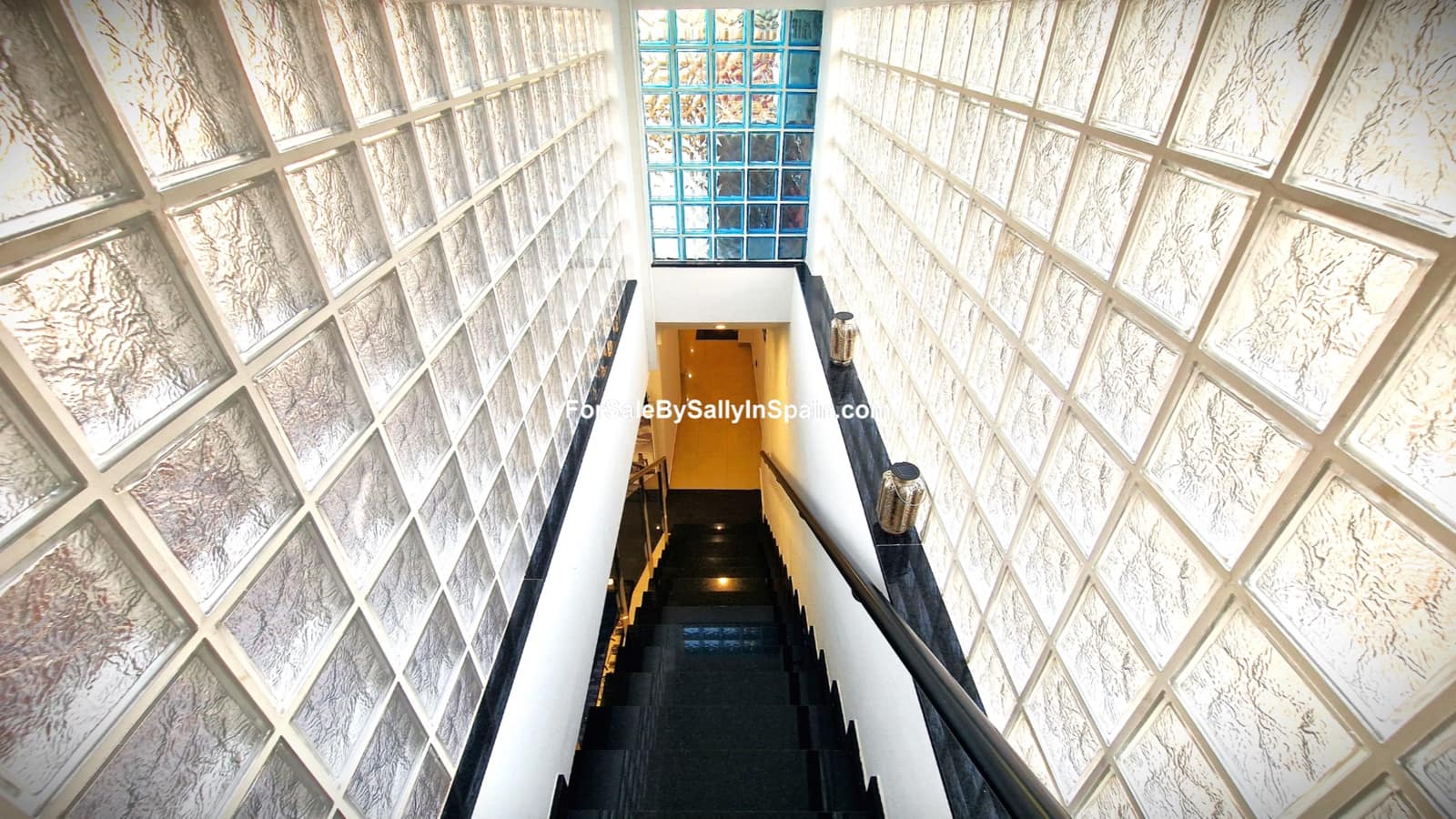 5 soveværelse Byhus til salg i Rafelcofer - € 250.000 (Ref: 8674647)